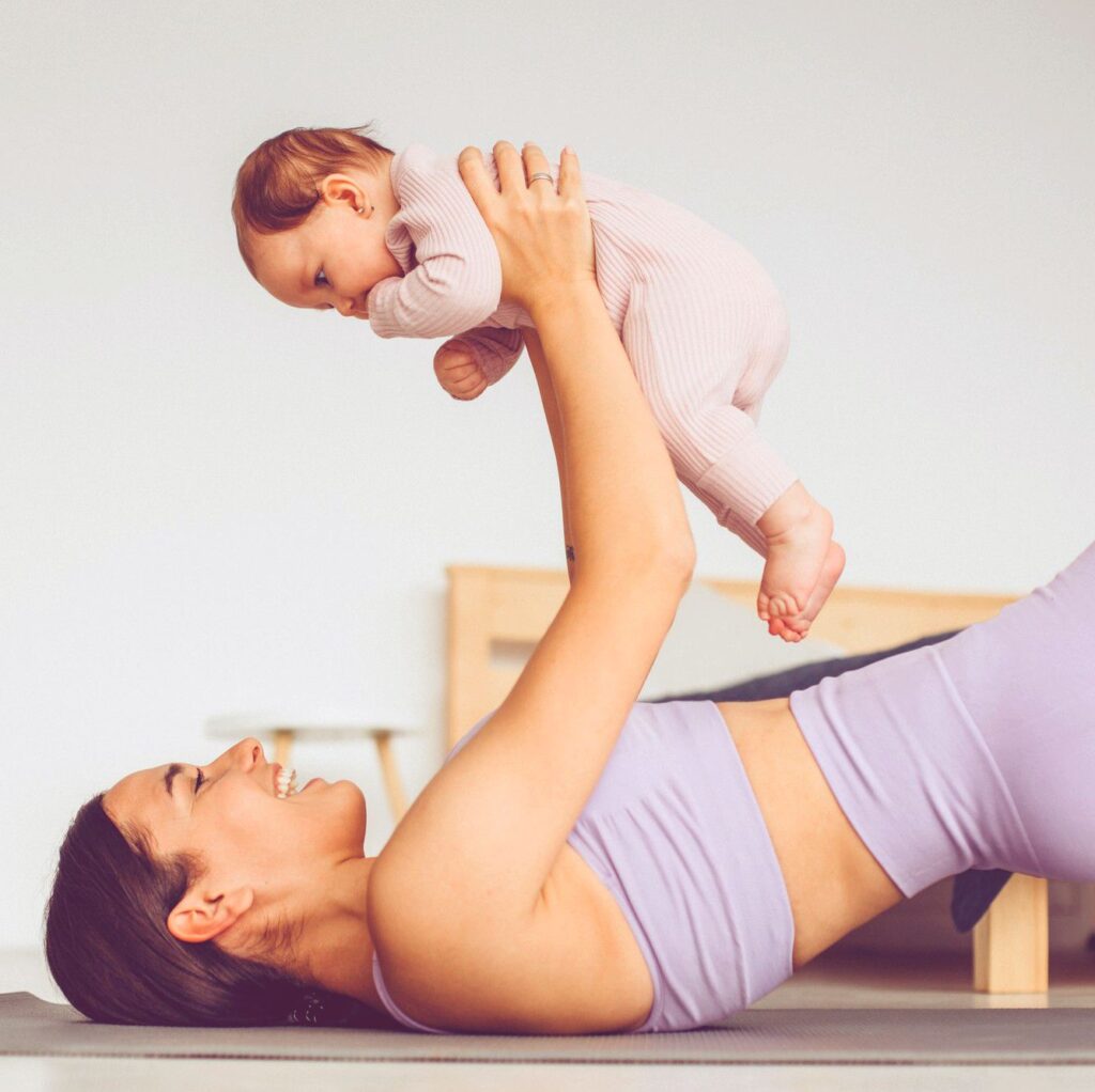 Yoga mit Baby oder Kleinkind bei der Schönsten Zeit in Dortmund